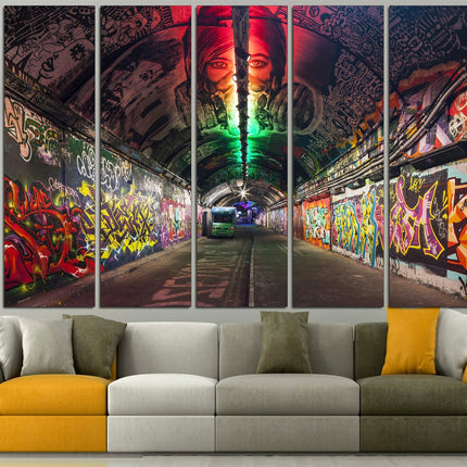 Graffiti canvas London print Graffiti wall art Modern art print Graffiti art canvas Trendy wall art Large canvas art