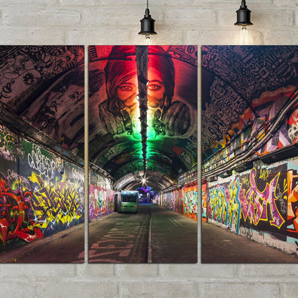 Graffiti canvas London print Graffiti wall art Modern art print Graffiti art canvas Trendy wall art Large canvas art