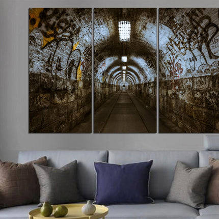 Modern art print Graffiti art canvas Trendy wall art Large canvas art Tunnel art Metro on canvas Subway graffiti