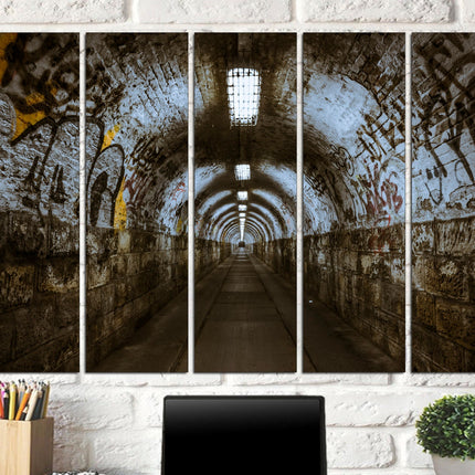 Modern art print Graffiti art canvas Trendy wall art Large canvas art Tunnel art Metro on canvas Subway graffiti